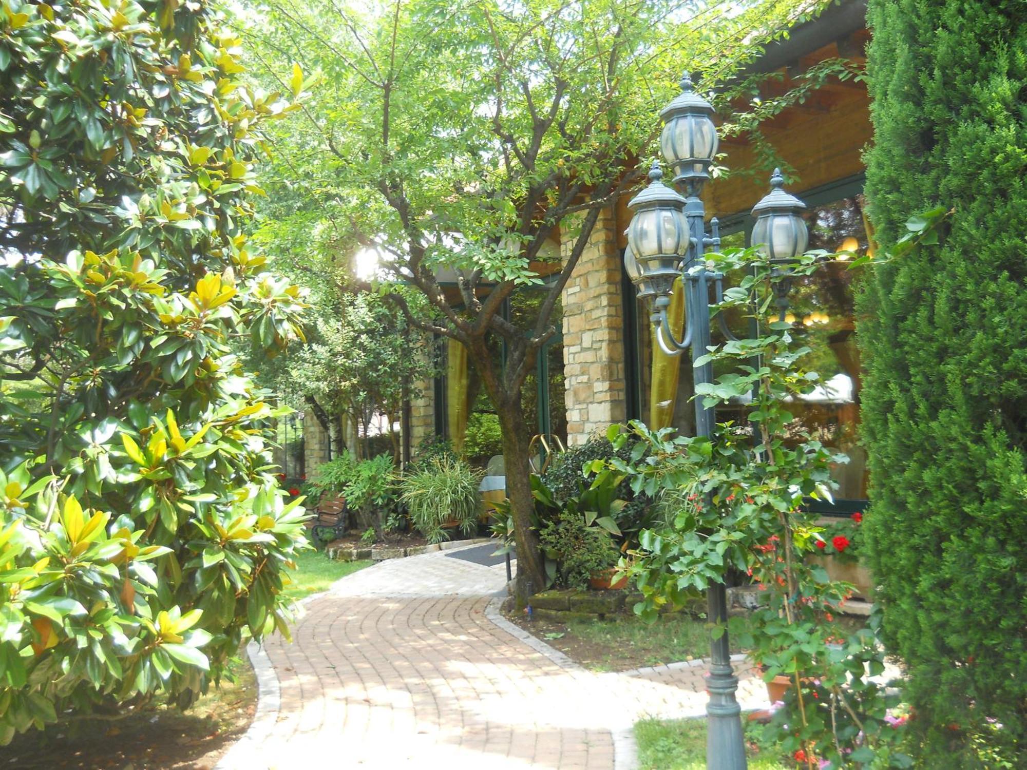 Hotel Il Rustichello لوناتو المظهر الخارجي الصورة